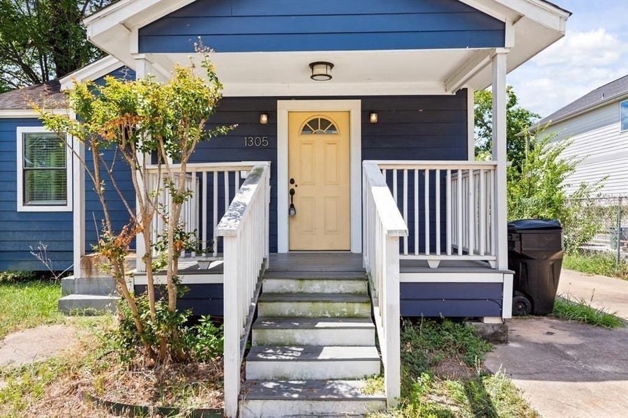 Property photo for 1305 Idylwild Street, #A, Houston, TX