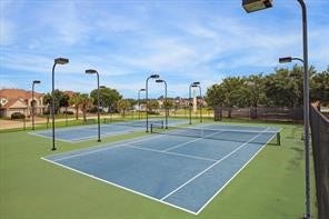 14330 Dunrobin Way, Sugar Land, TX 77498 Convenient nearby amenities