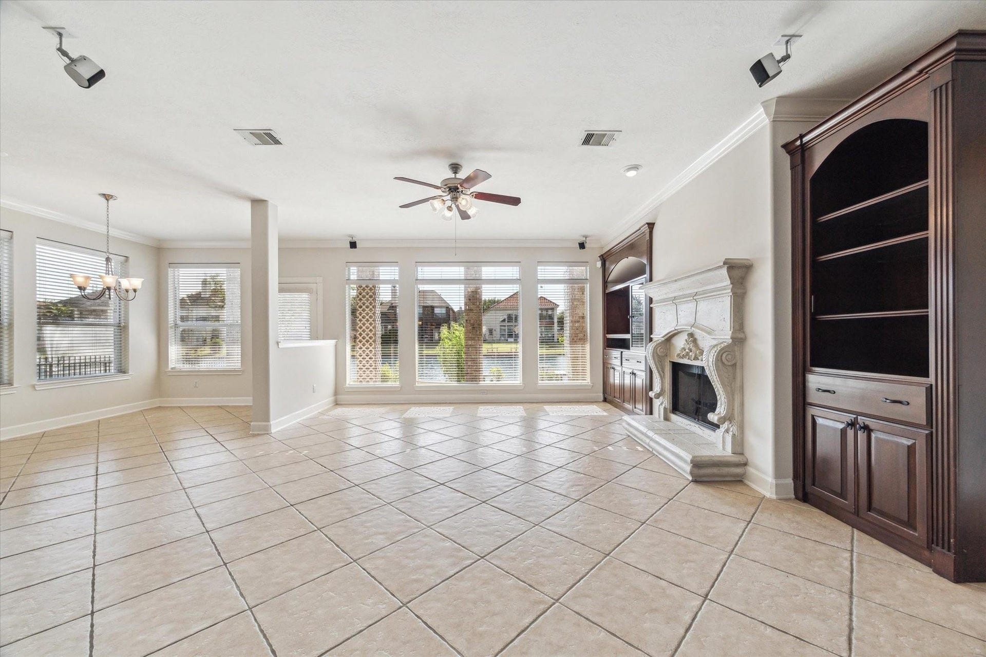14330 Dunrobin Way, Sugar Land, TX 77498 14330 Dunrobin Way, Sugar Land, TX 77498