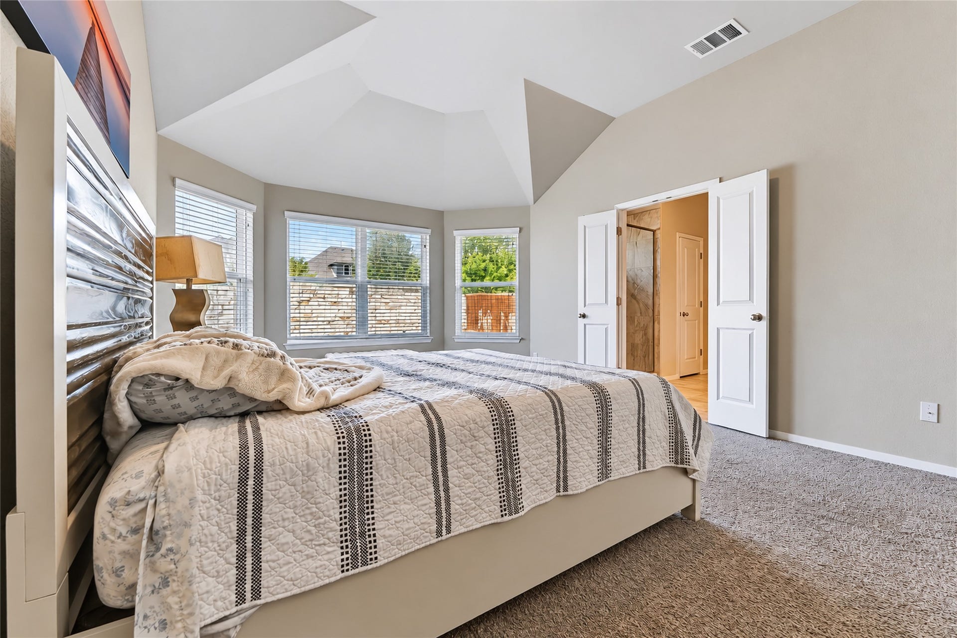 2401 brook crest way, Leander, TX 78641