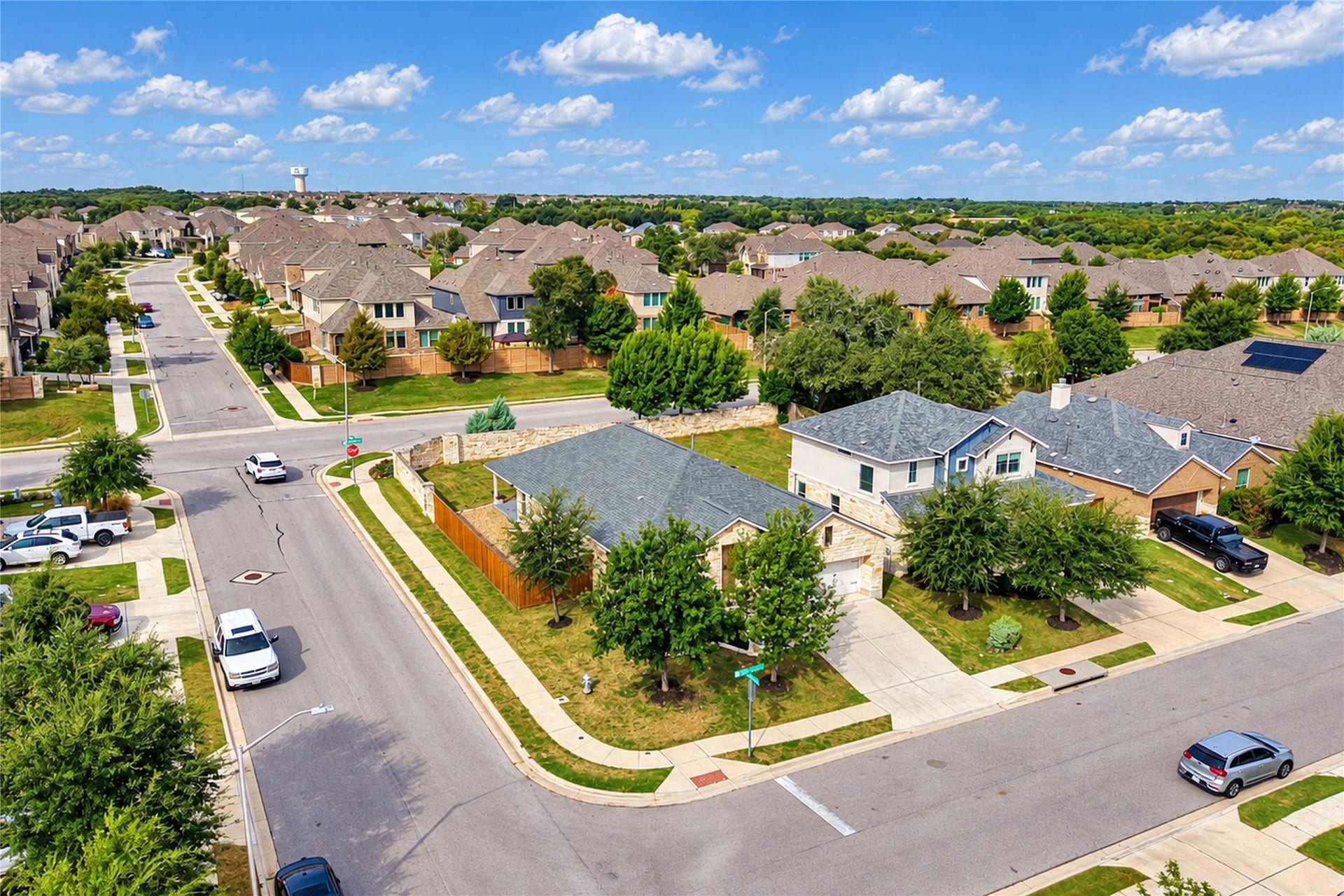 2401 brook crest way, Leander, TX 78641