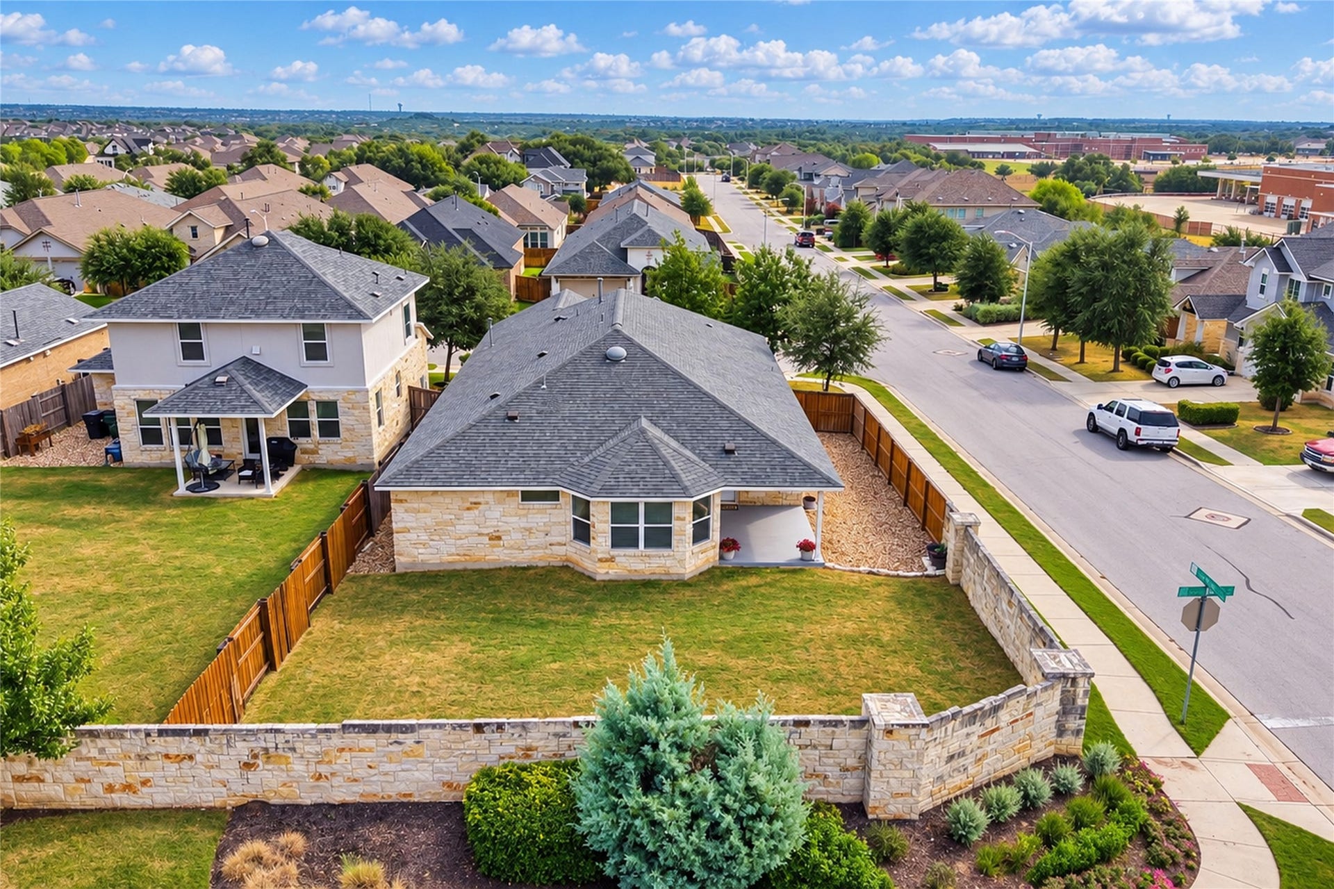 2401 brook crest way, Leander, TX 78641