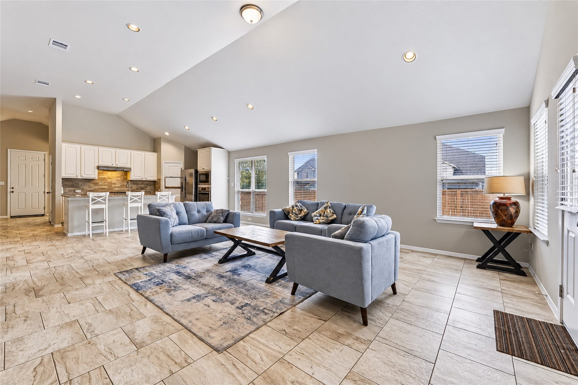 2401 brook crest way, Leander, TX 78641