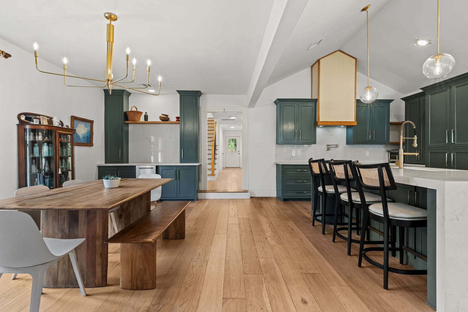 Dining area just to the side of the kitchen