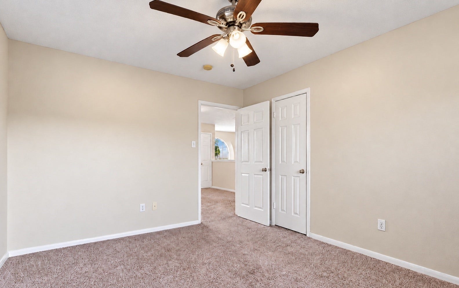 Another angle of the secondary bedroom!