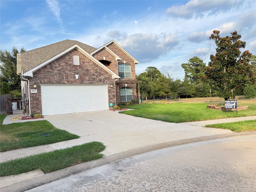 Property photo for 8702 Challis Park Court, Houston, TX