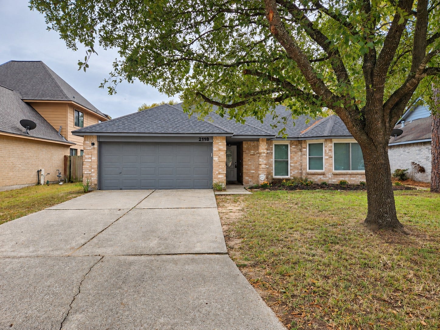 2118 Creston Drive, Spring, TX 77386 2118 Creston Drive, Spring, TX 77386