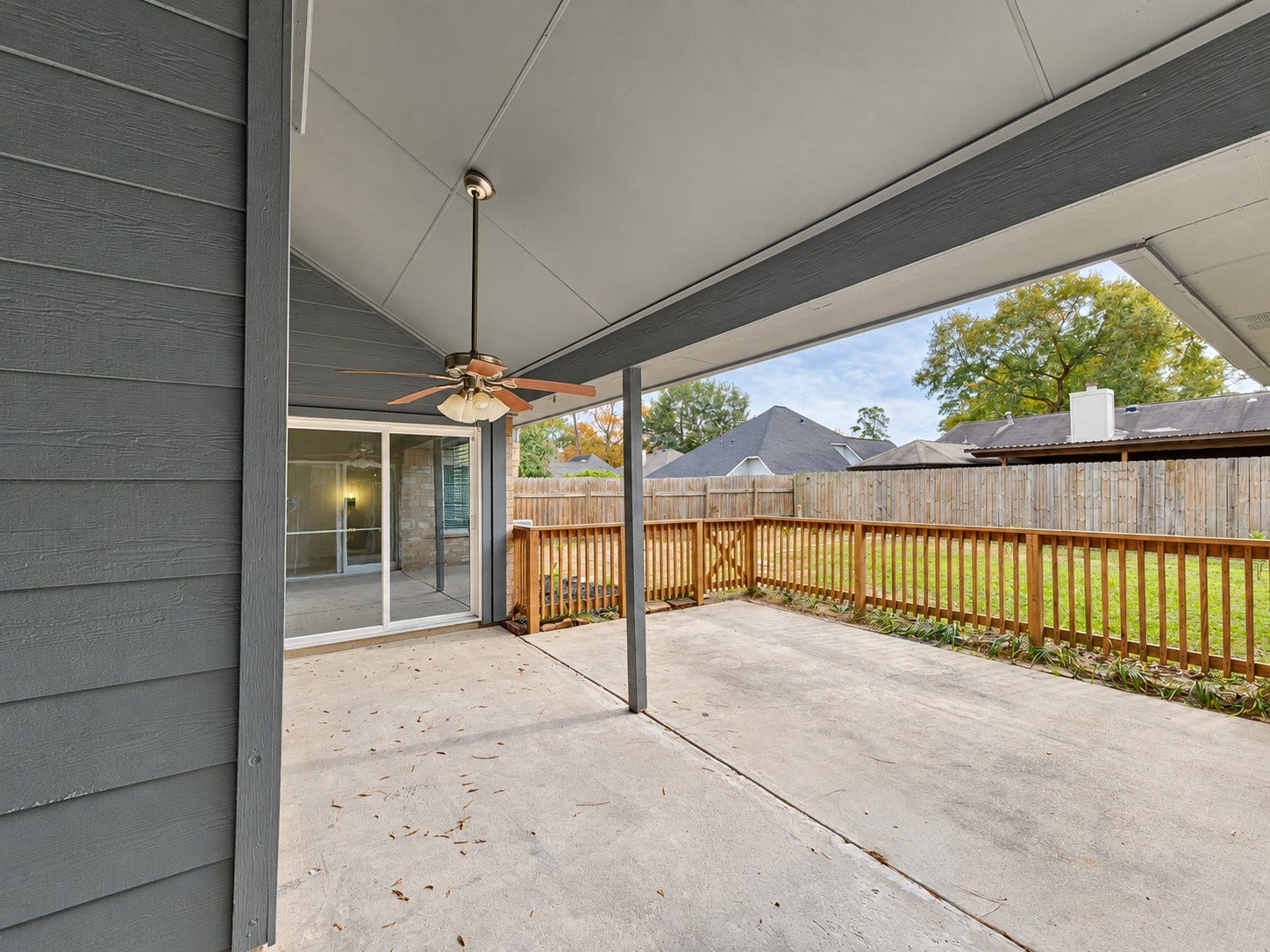 2118 Creston Drive, Spring, TX 77386 2118 Creston Drive, Spring, TX 77386