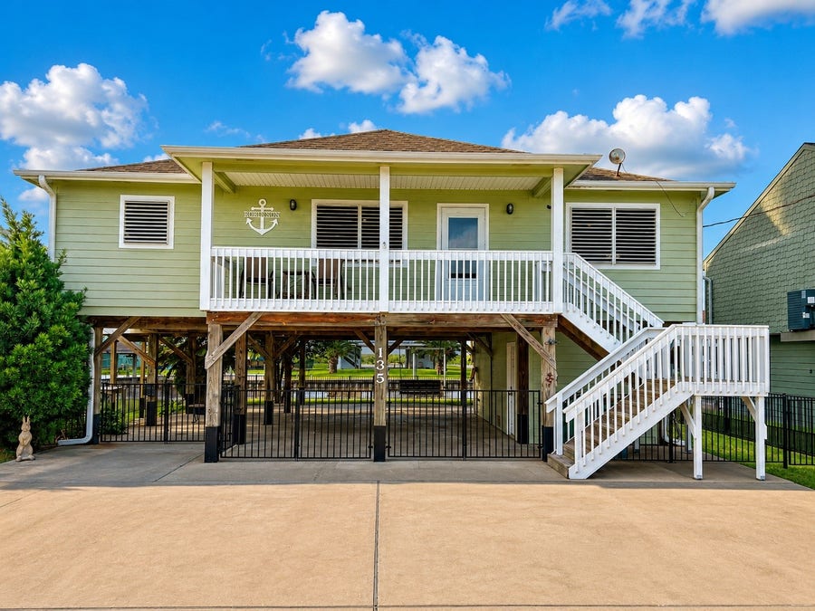 Property photo for 135 Sand Shoals Road, Freeport, TX