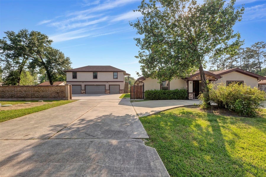 Property photo for 17717 Wild Oak Drive, Houston, TX