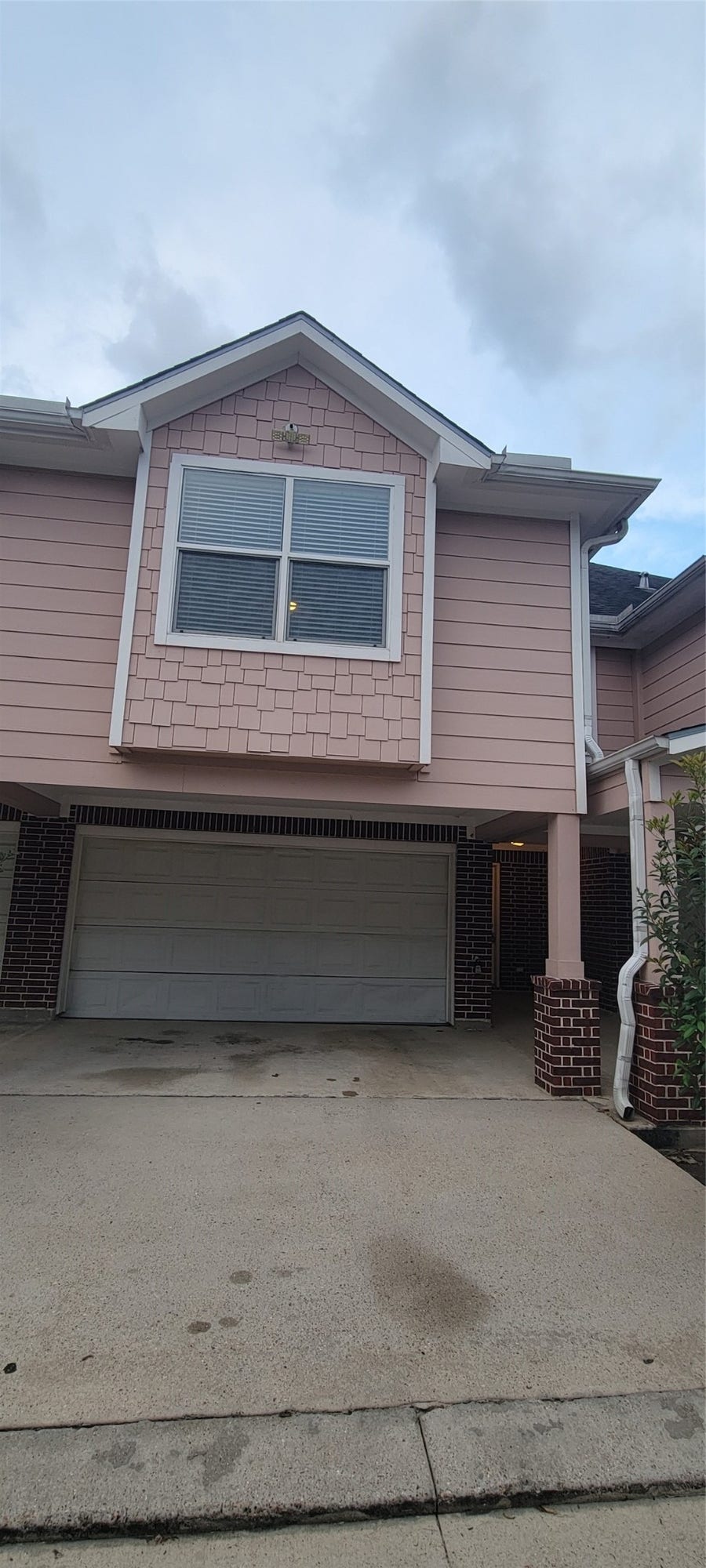 Property photo for 12405 Nectar Court, Houston, TX