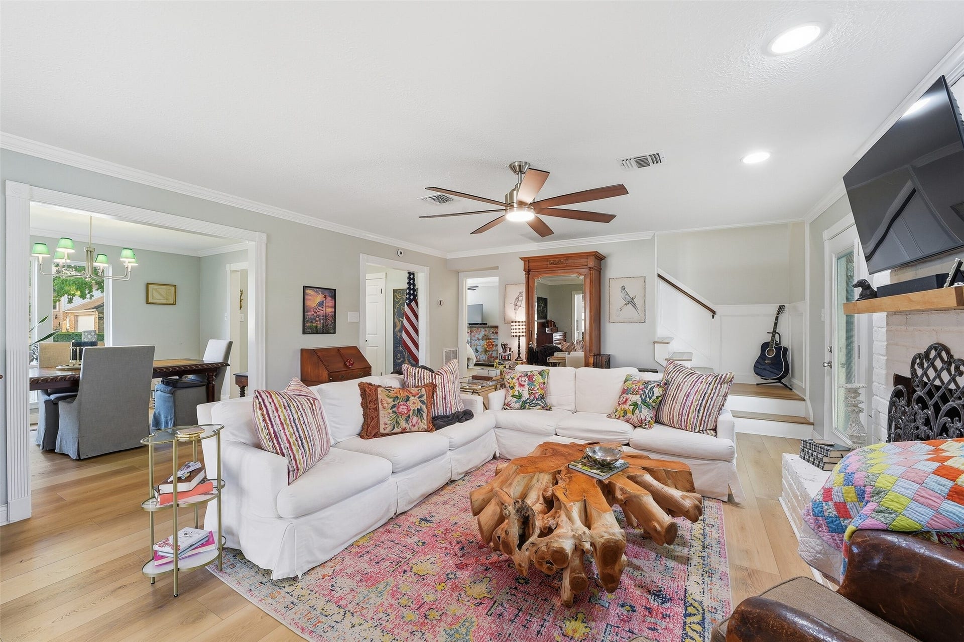 7611 Mauna Kai Drive, Houston, TX 77095 Large family room with gas log fireplace, and lots of natural light.