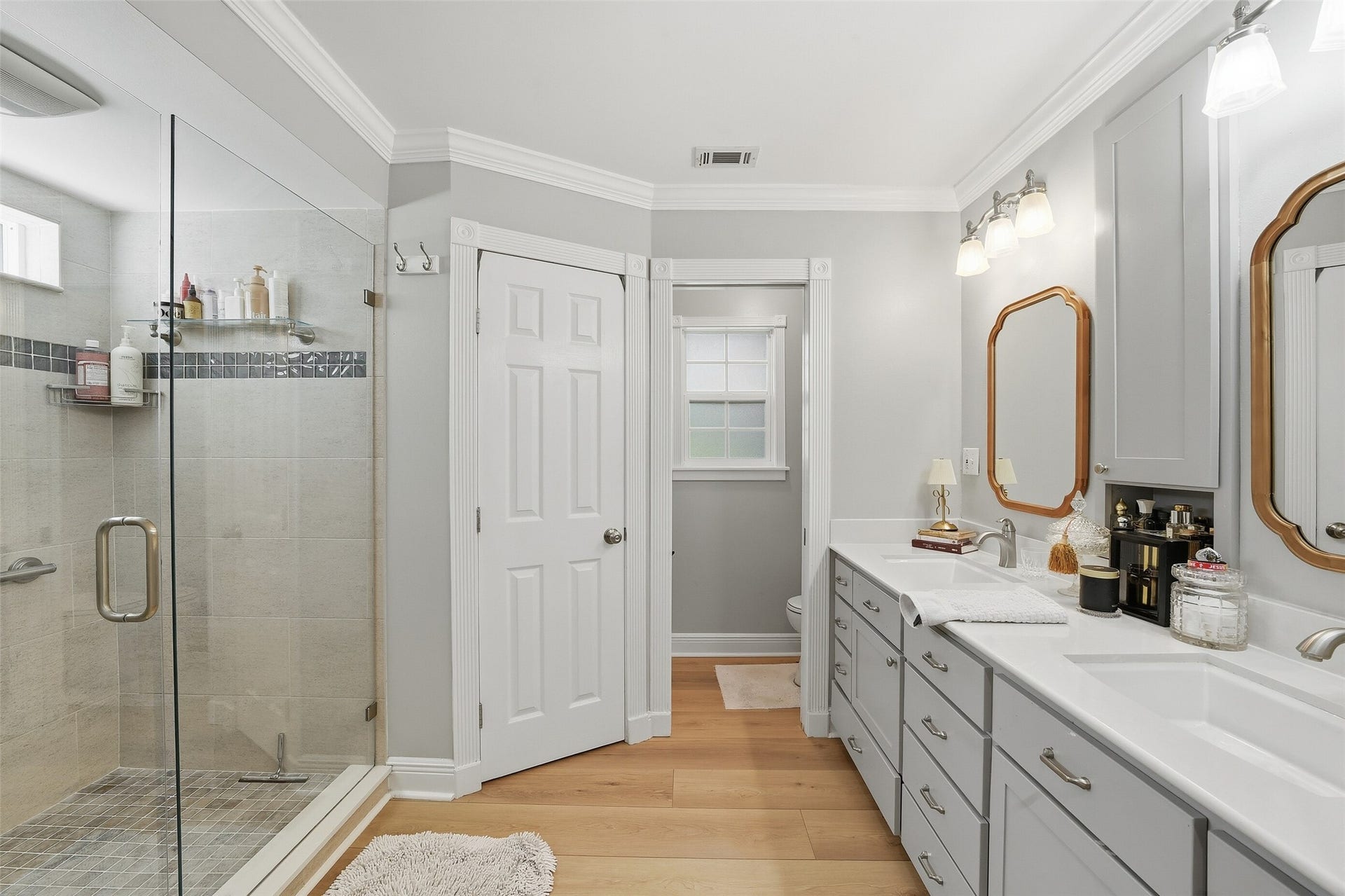 7611 Mauna Kai Drive, Houston, TX 77095 Large walk-in shower.