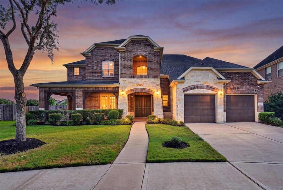 Property photo for 6507 Hidden Ridge Court, Sugar Land, TX