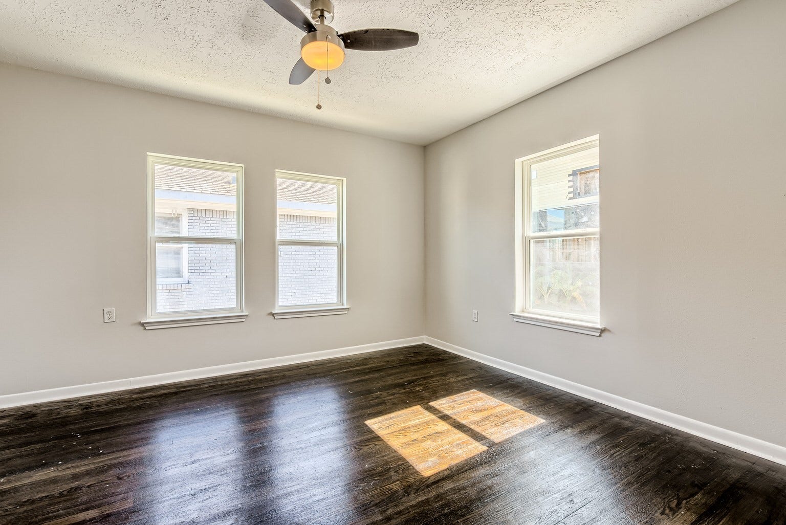 Back bedroom