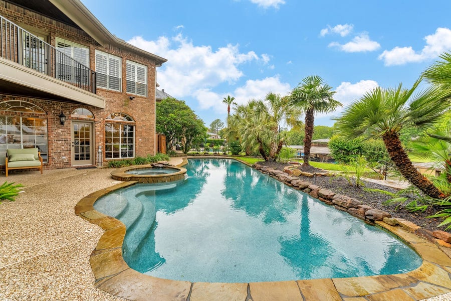 Property photo for 8311 Shoregrove Drive, Houston, TX