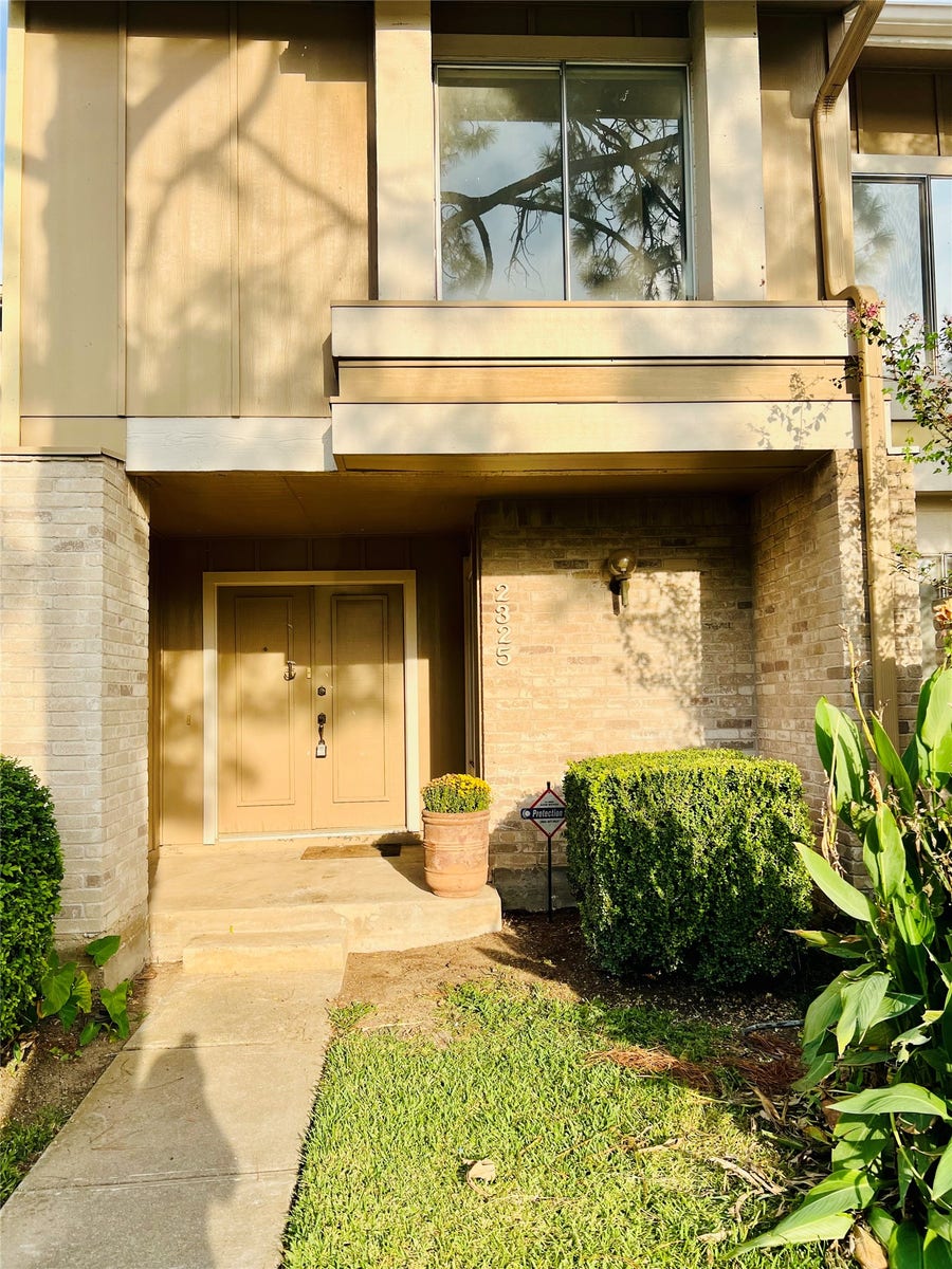 Property photo for 2325 Crescent Park Drive, #277, Houston, TX
