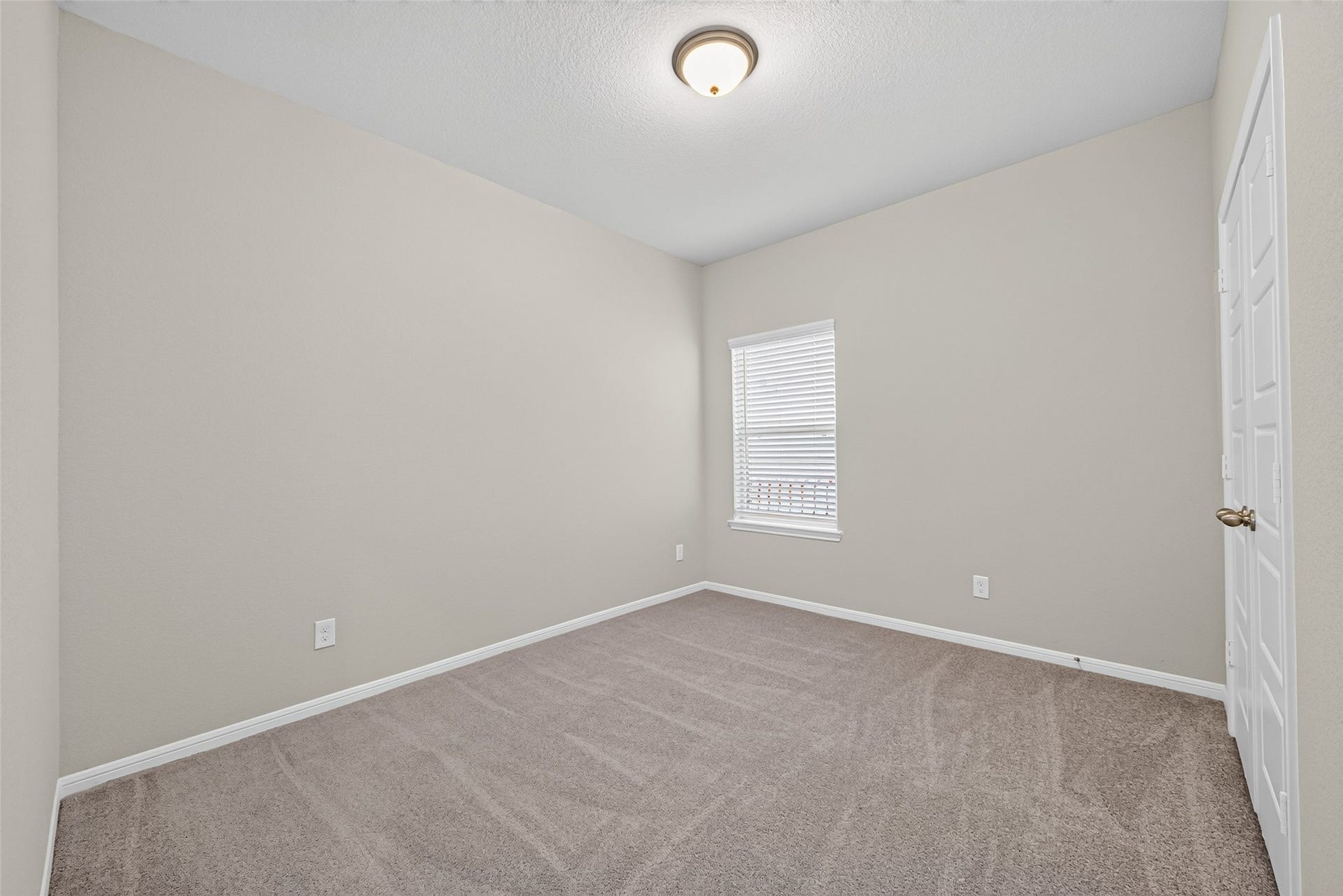 516 Emerald Thicket, Huffman, TX 77336 516 Emerald Thicket, Huffman, TX 77336