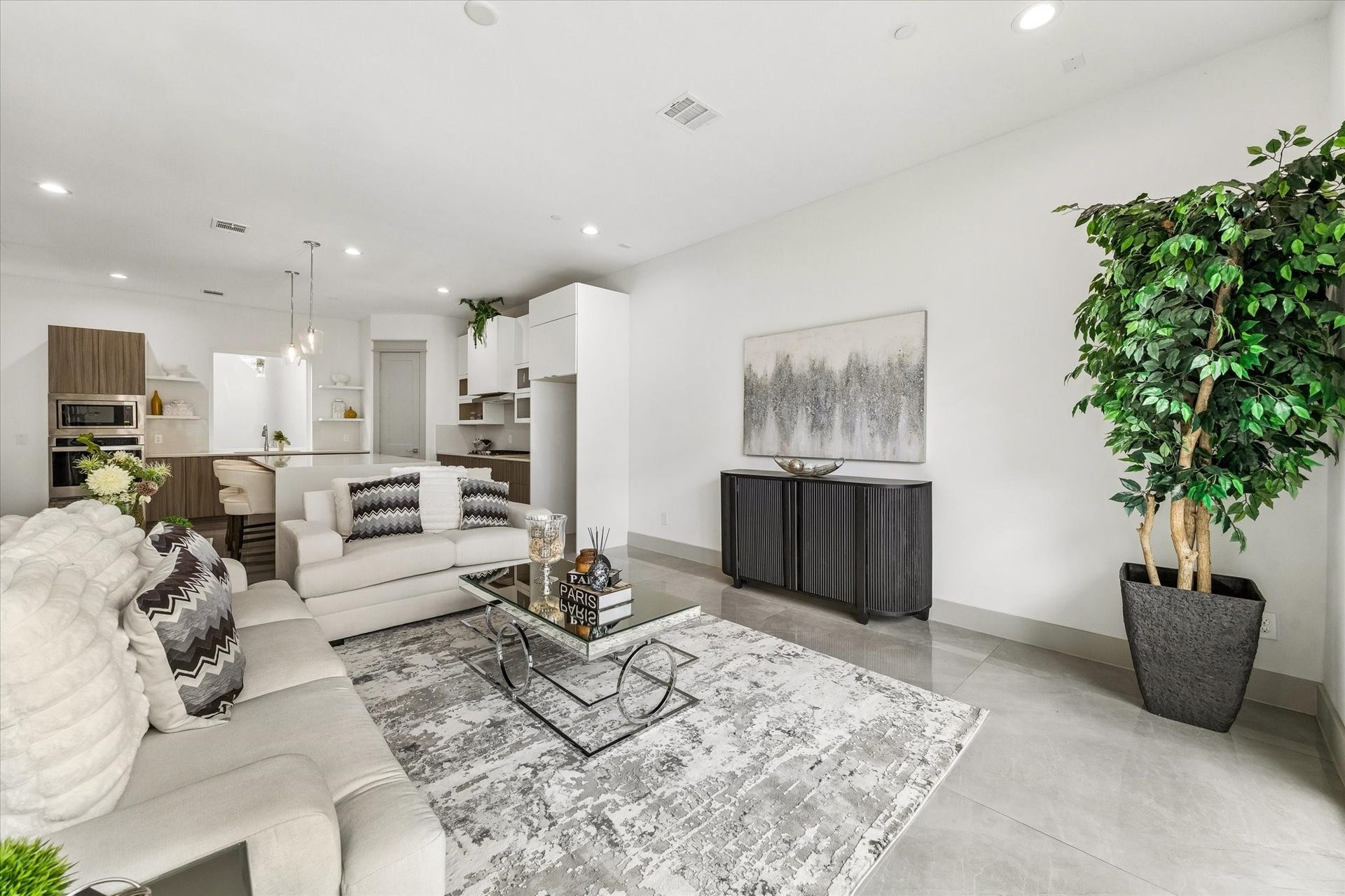 1605 Utah Street, Houston, TX 77007 1605 Utah Street, Houston, TX 77007