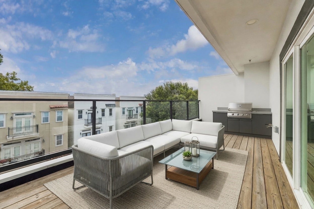 1605 Utah Street, Houston, TX 77007 Virtually Staged
