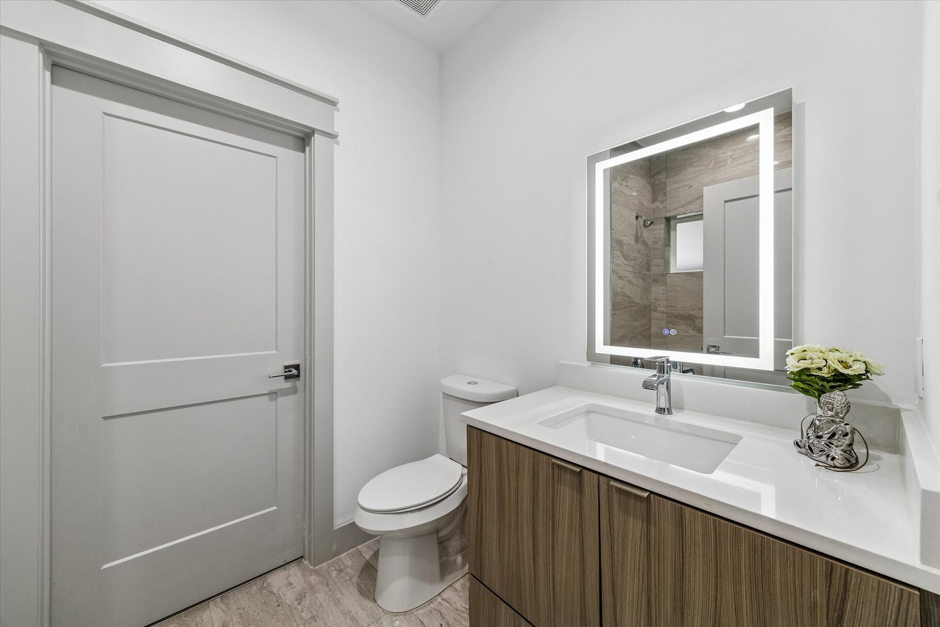 1605 Utah Street, Houston, TX 77007 1605 Utah Street, Houston, TX 77007