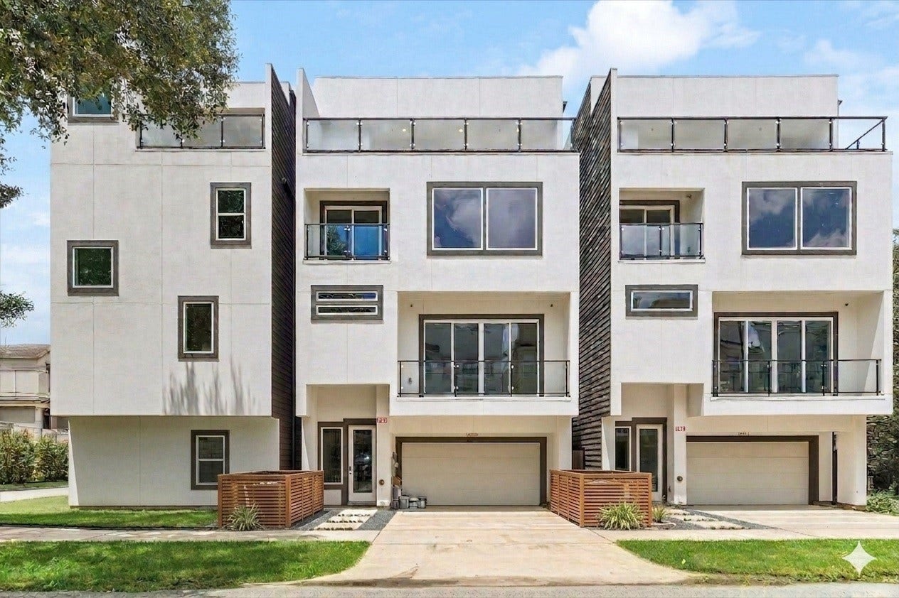 1605 Utah Street, Houston, TX 77007 The Aida Younis Team presents 1605 Utah St.