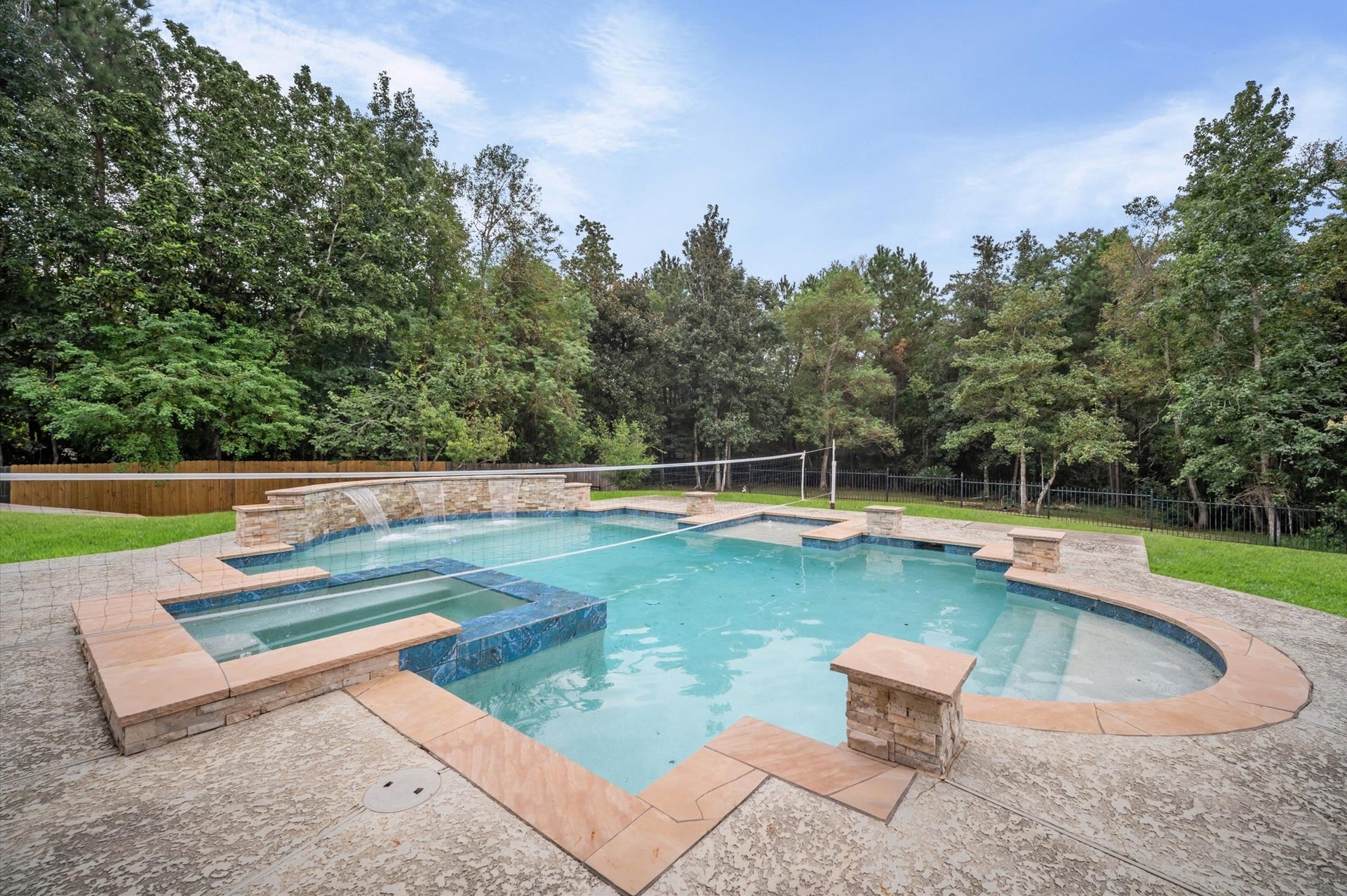 2259 Teas Crossing Drive, Conroe, TX 77304