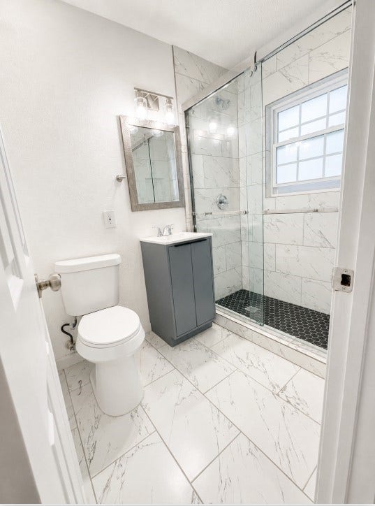3731 Alberta Street, Houston, TX 77021 Full secondary bath with walk in shower