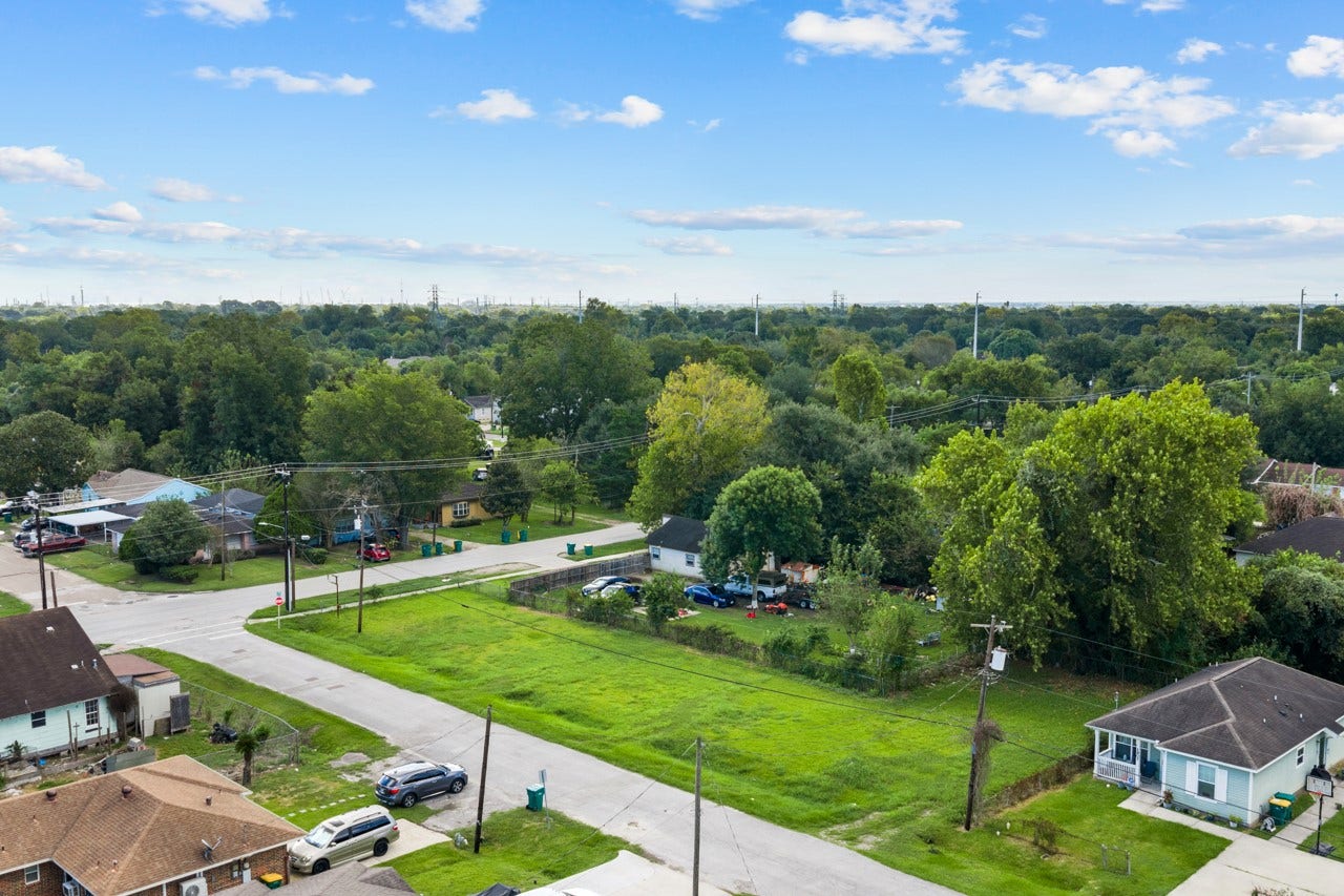 1901 Rosalee Street, La Marque, TX 77568 1901 Rosalee Street, La Marque, TX 77568