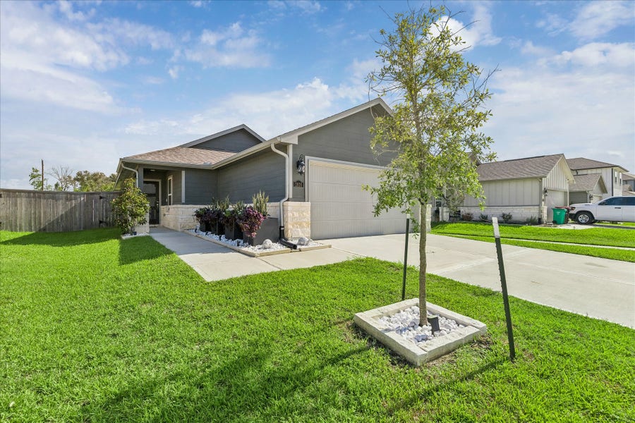 Property photo for 2826 Trinity Cove Drive, Crosby, TX