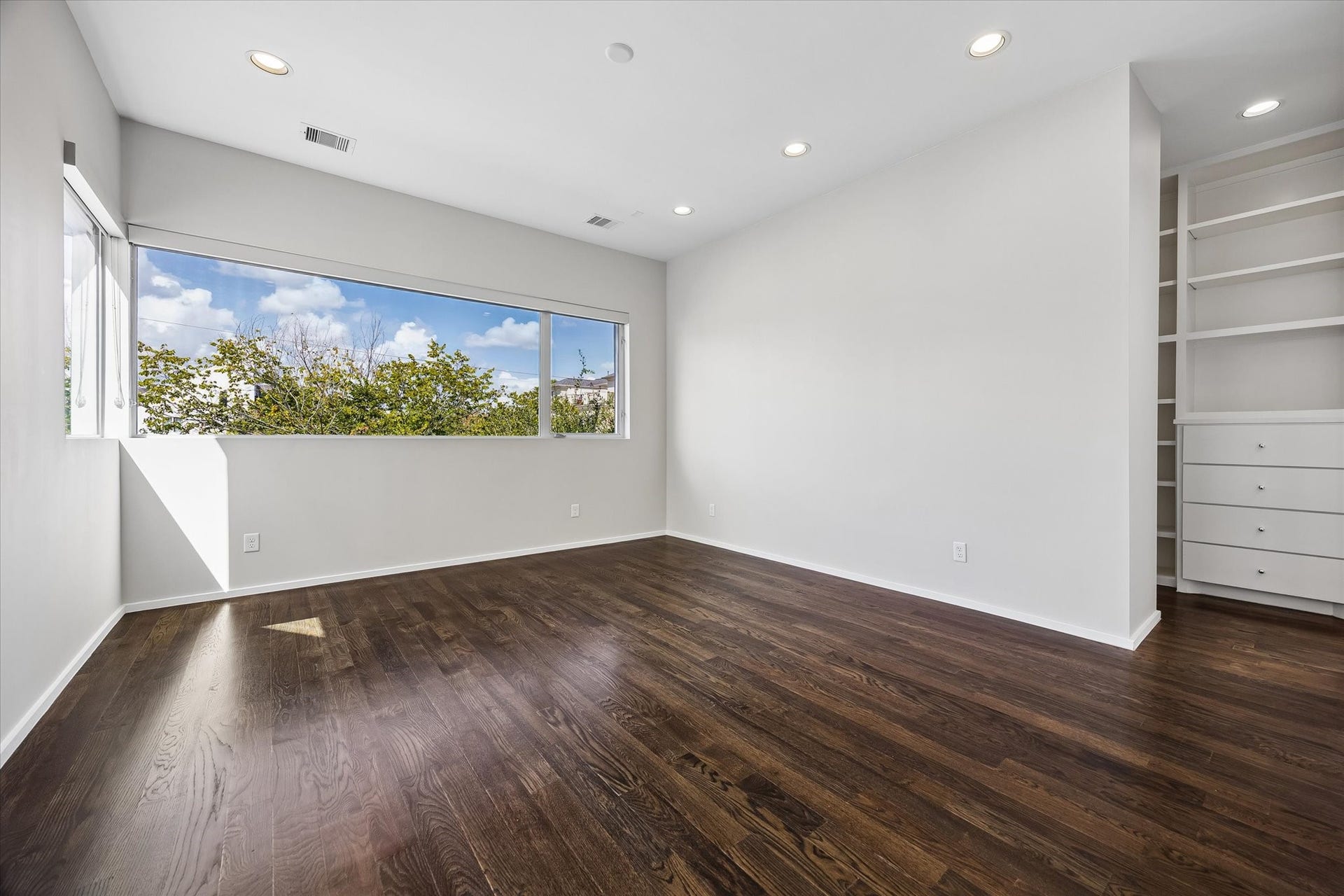 4309 Lillian Street, Houston, TX 77007 4309 Lillian Street, Houston, TX 77007