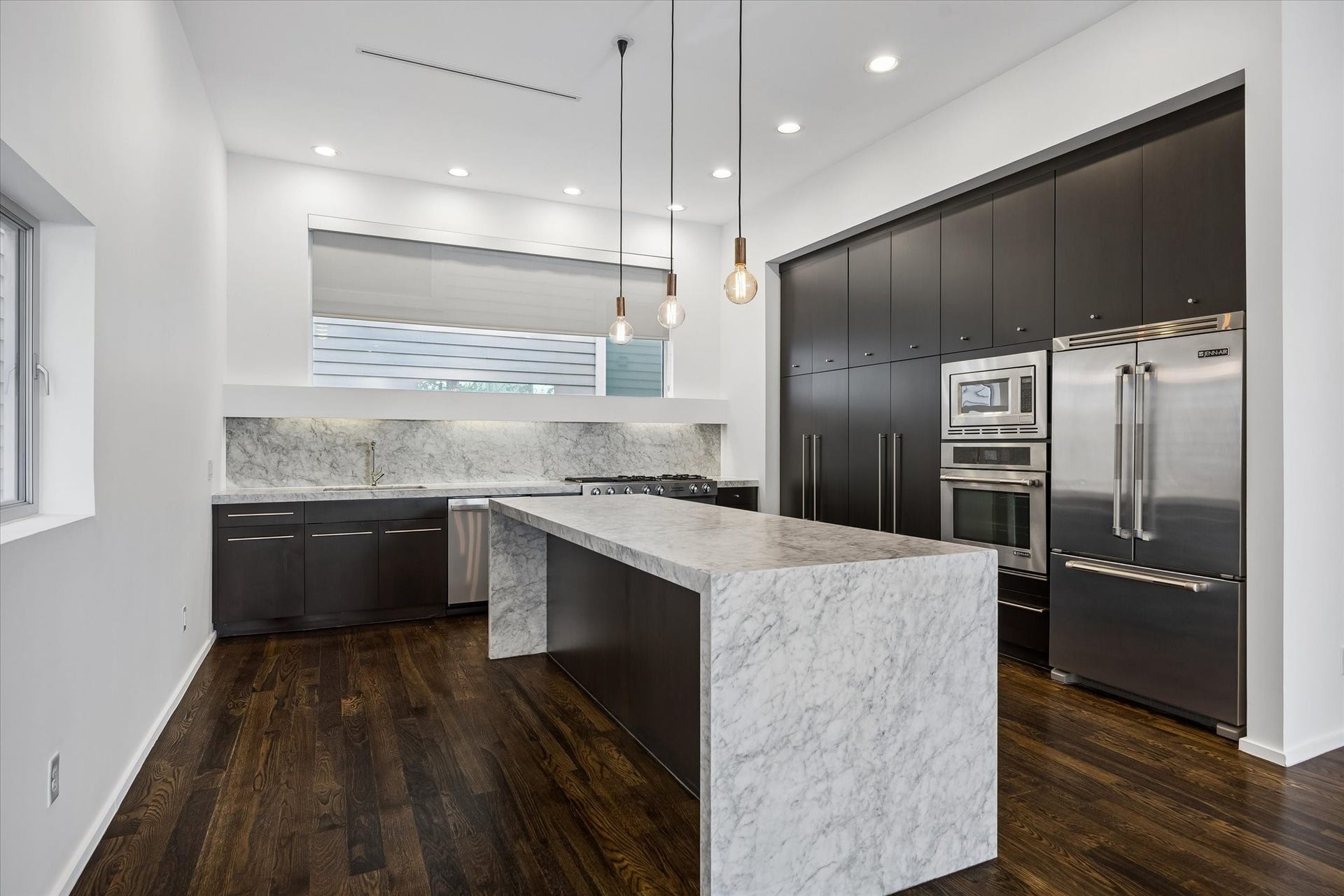 4309 Lillian Street, Houston, TX 77007 4309 Lillian Street, Houston, TX 77007