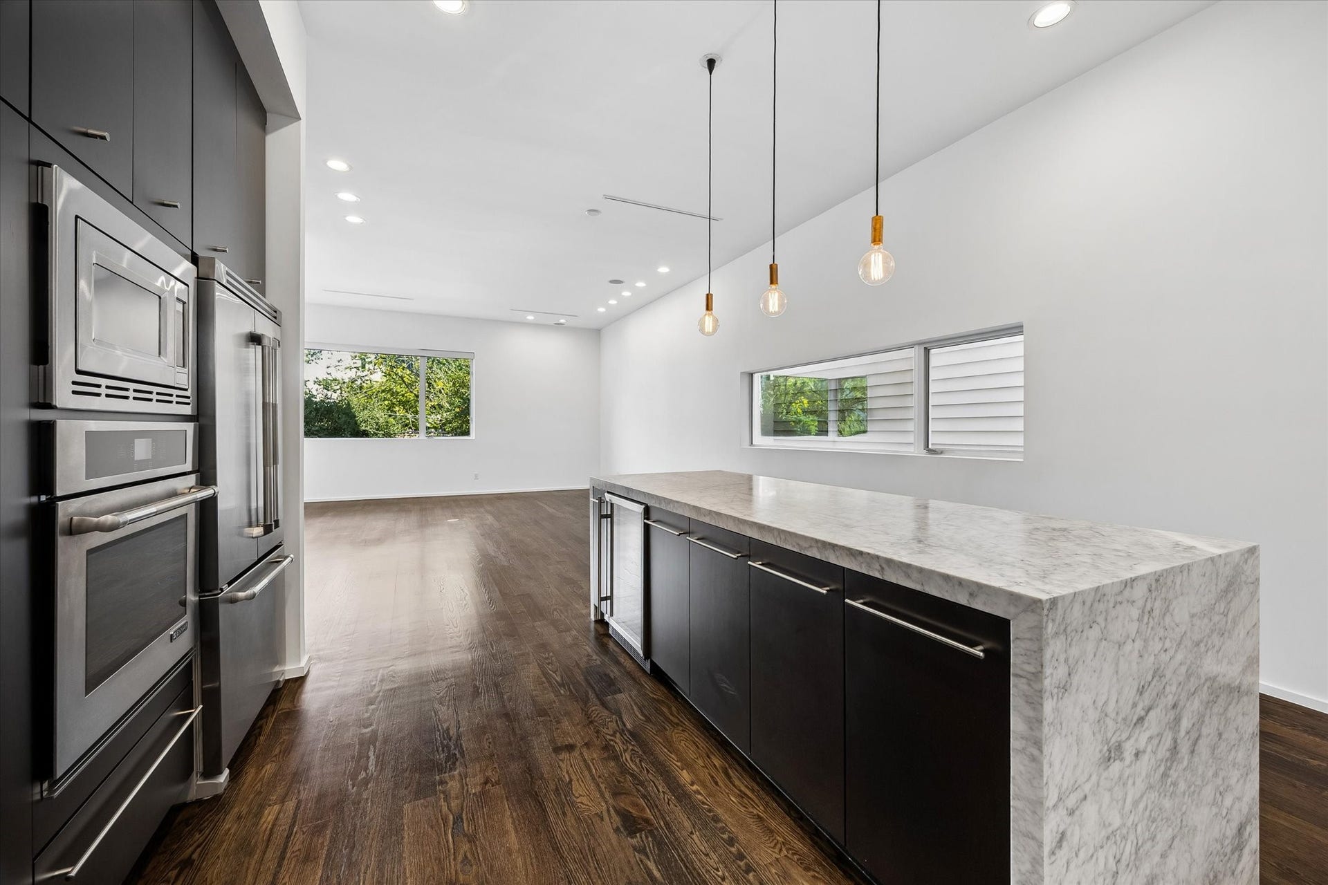 4309 Lillian Street, Houston, TX 77007 4309 Lillian Street, Houston, TX 77007