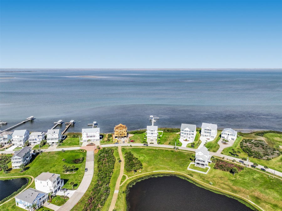 Property photo for 26627 Bay Water Drive, Galveston, TX