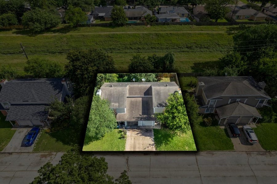 Property photo for 10028 Spring Place Drive, Houston, TX