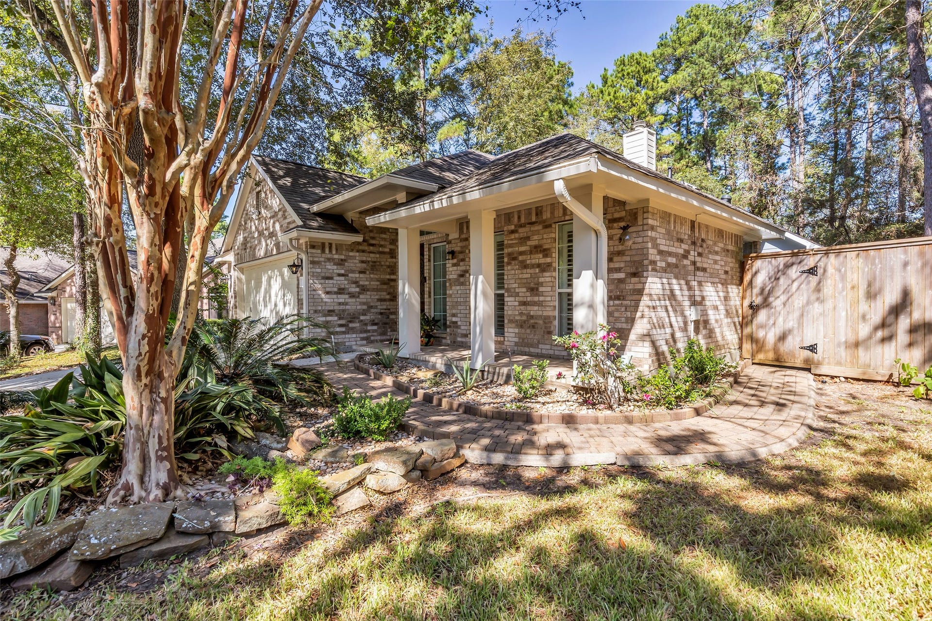 39 Currymead Place, The Woodlands, TX 77382 39 Currymead Place, The Woodlands, TX 77382