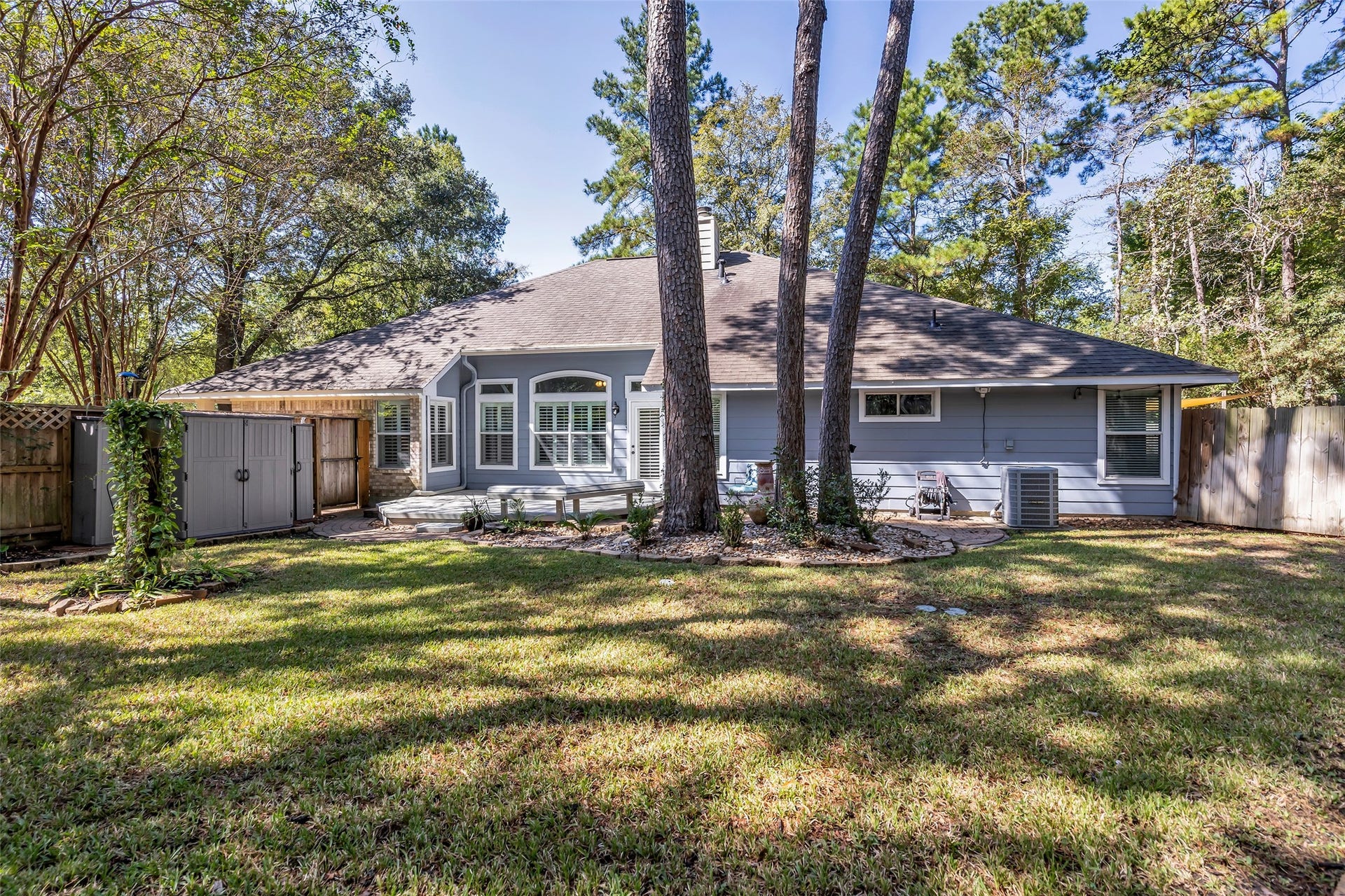 39 Currymead Place, The Woodlands, TX 77382 39 Currymead Place, The Woodlands, TX 77382