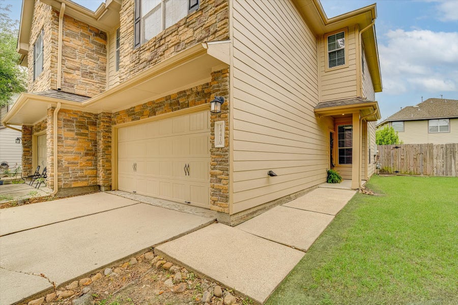 Property photo for 14410 Birch Knoll Lane, Houston, TX