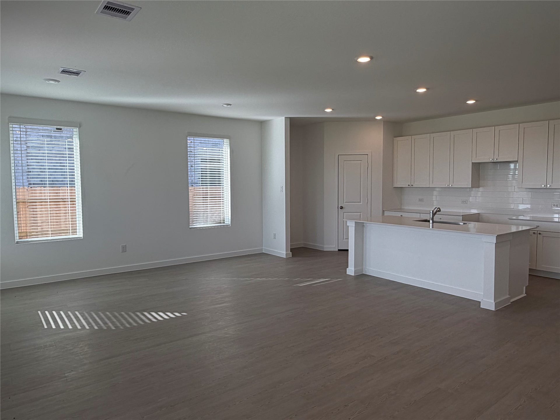 5506 Dovish Brook Lane, Richmond, TX 77469 5506 Dovish Brook Lane, Richmond, TX 77469