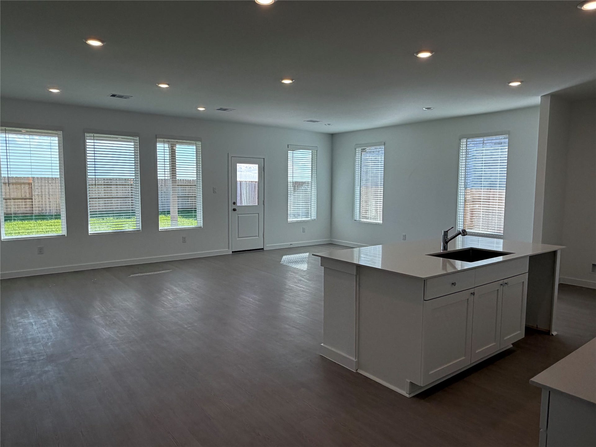 5506 Dovish Brook Lane, Richmond, TX 77469 5506 Dovish Brook Lane, Richmond, TX 77469