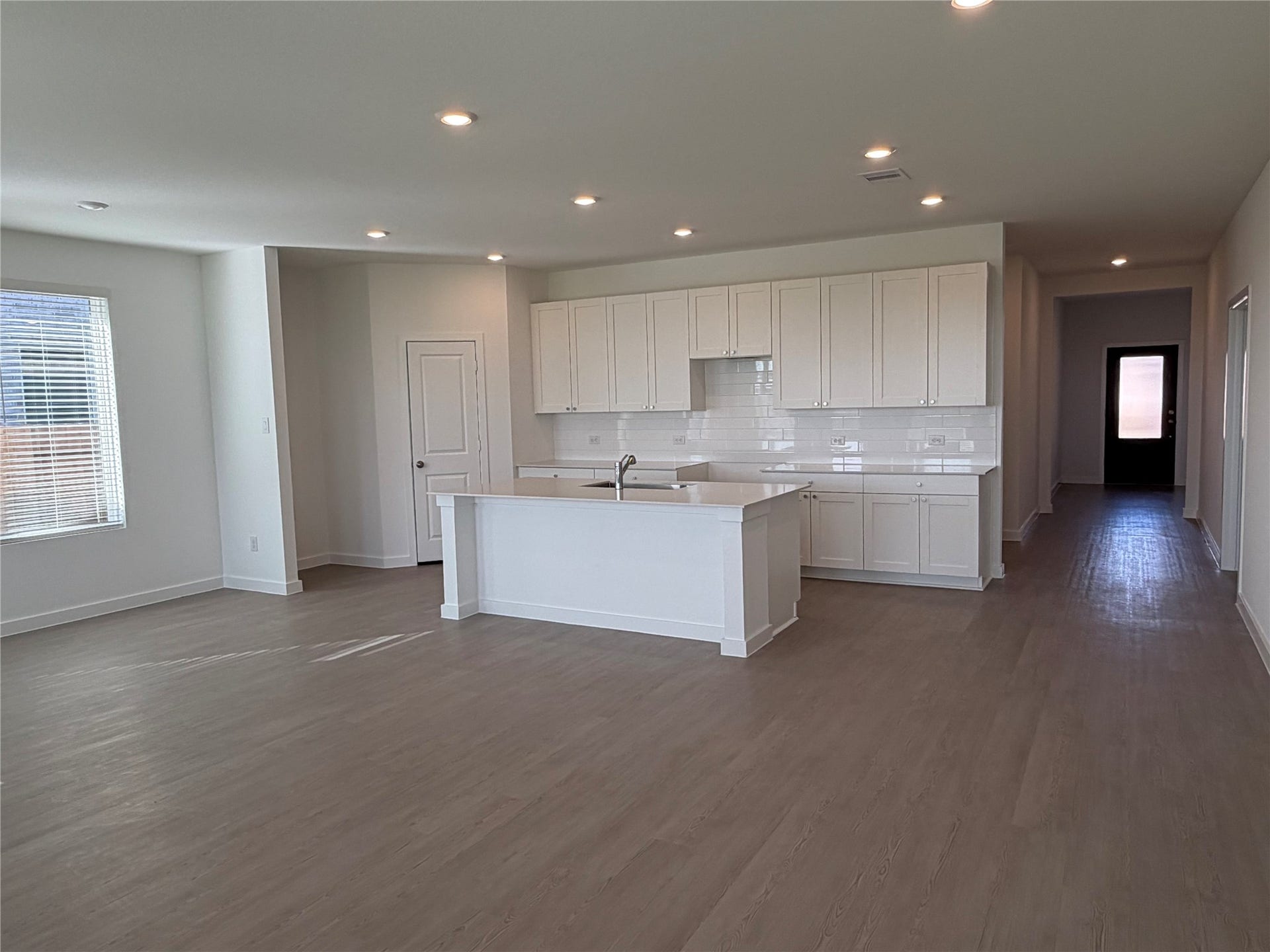 5506 Dovish Brook Lane, Richmond, TX 77469 5506 Dovish Brook Lane, Richmond, TX 77469