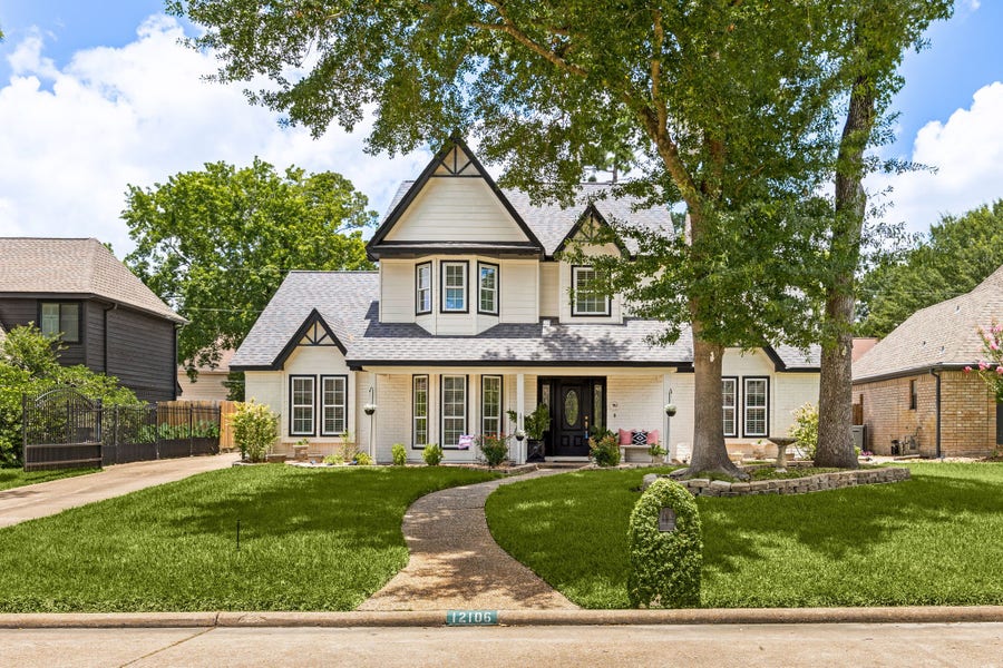 Property photo for 12106 Oakcroft Drive, Houston, TX