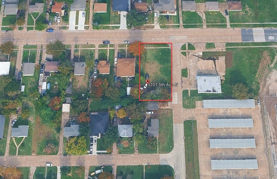 Property photo for 1101 5th Avenue N, Texas City, TX
