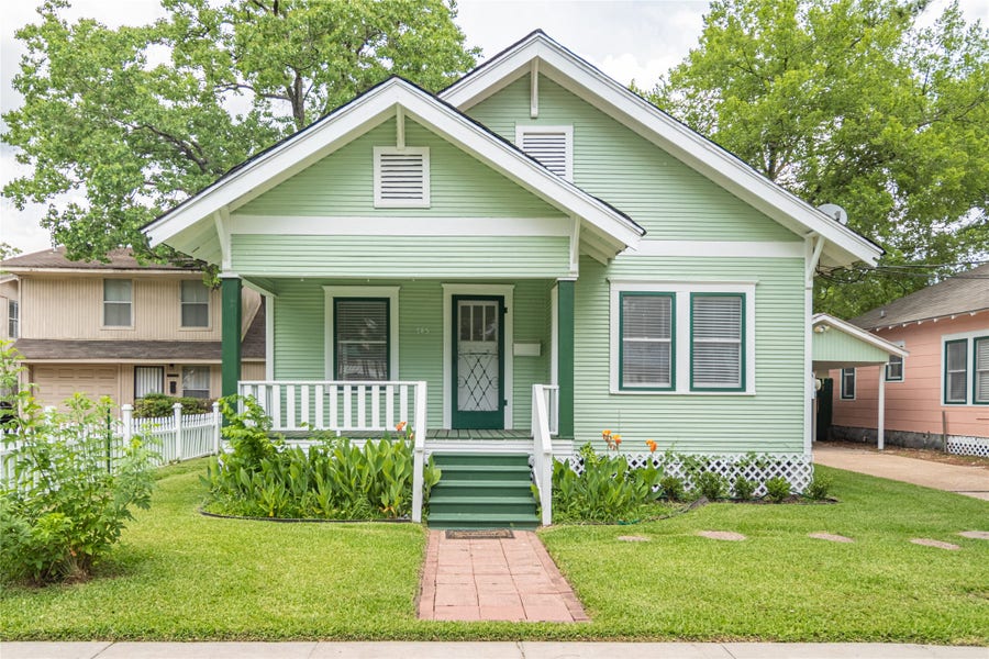 Property photo for 745 E 18th Street, Houston, TX