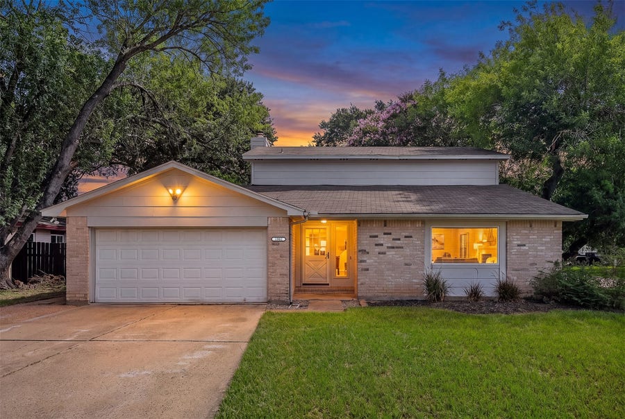 Property photo for 1902 Kings Arms Way, Katy, TX