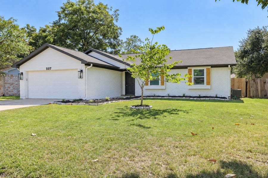 Property photo for 507 Land Grant Drive, Richmond, TX