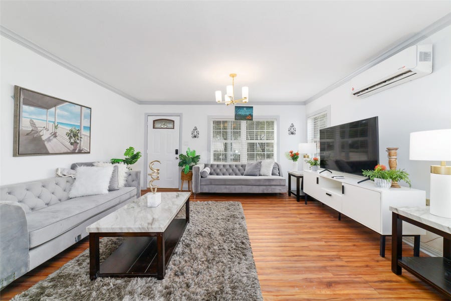 Property photo for 1604 W Alabama Street, Houston, TX
