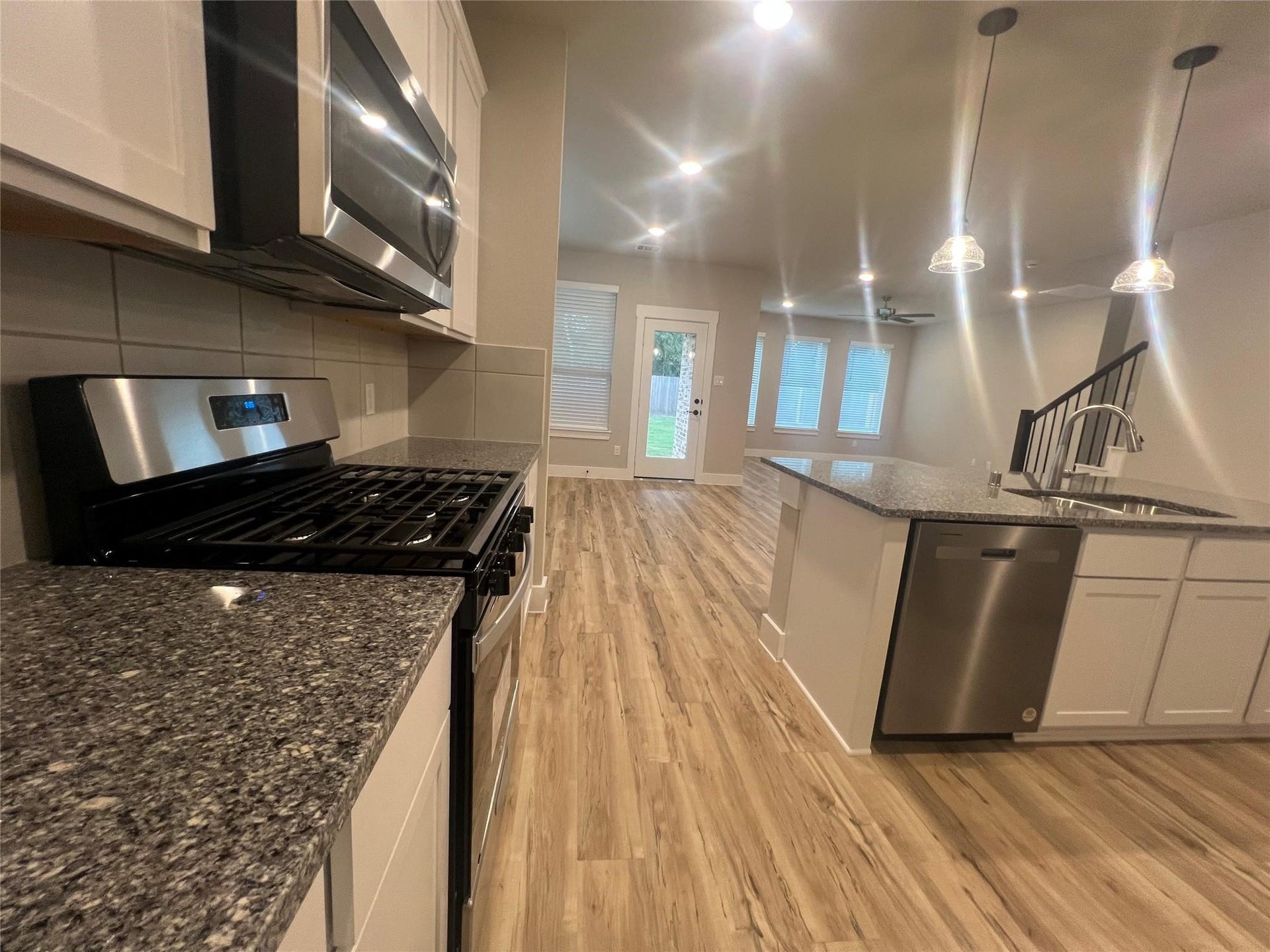 21843 Carballo Oak Trail, Tomball, TX 77377 21843 Carballo Oak Trail, Tomball, TX 77377
