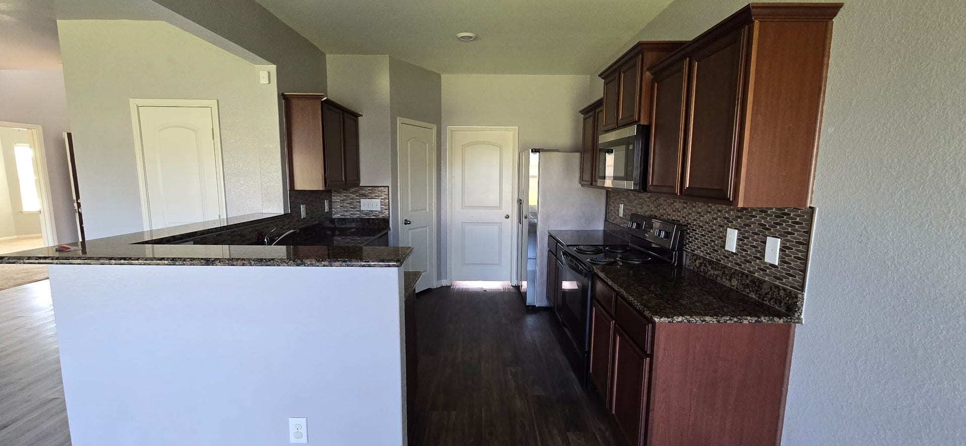 2318 Oyster Bay Avenue, La Marque, TX 77568 2318 Oyster Bay Avenue, La Marque, TX 77568