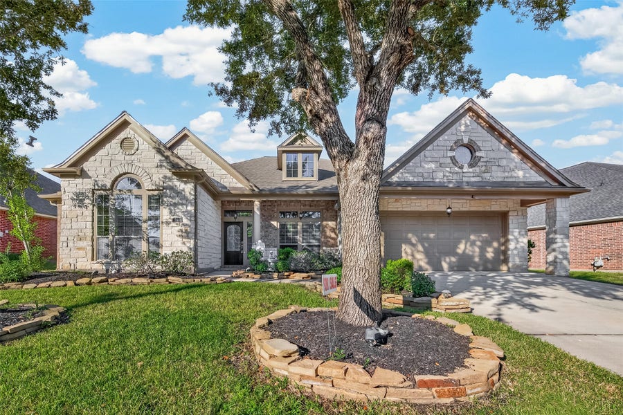 Property photo for 13410 Northspring Bend Lane, Cypress, TX